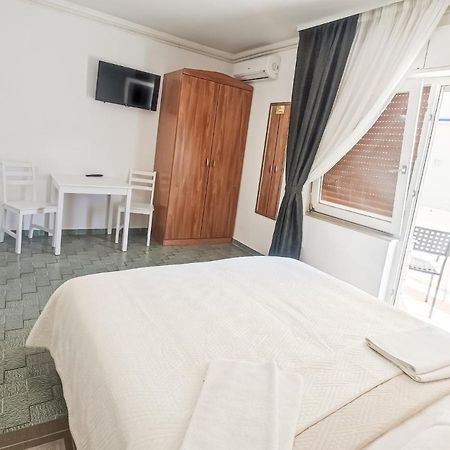 B&B villa IVONA Baška Voda Exteriör bild