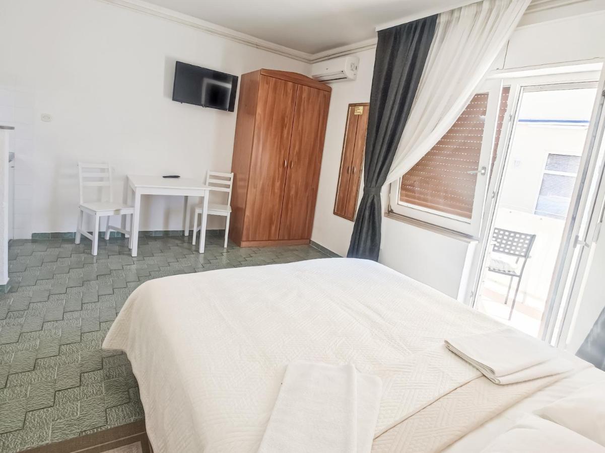B&B villa IVONA Baška Voda Exteriör bild