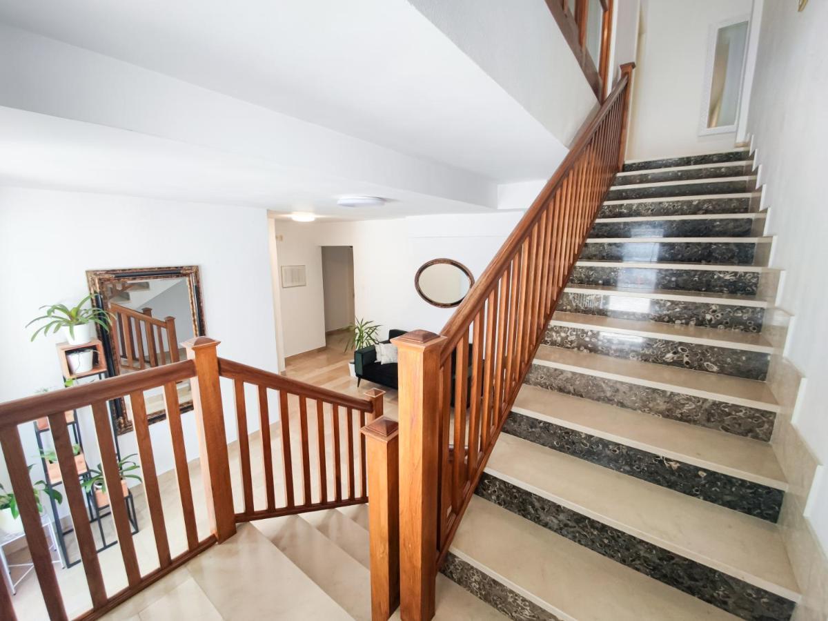 B&B villa IVONA Baška Voda Exteriör bild